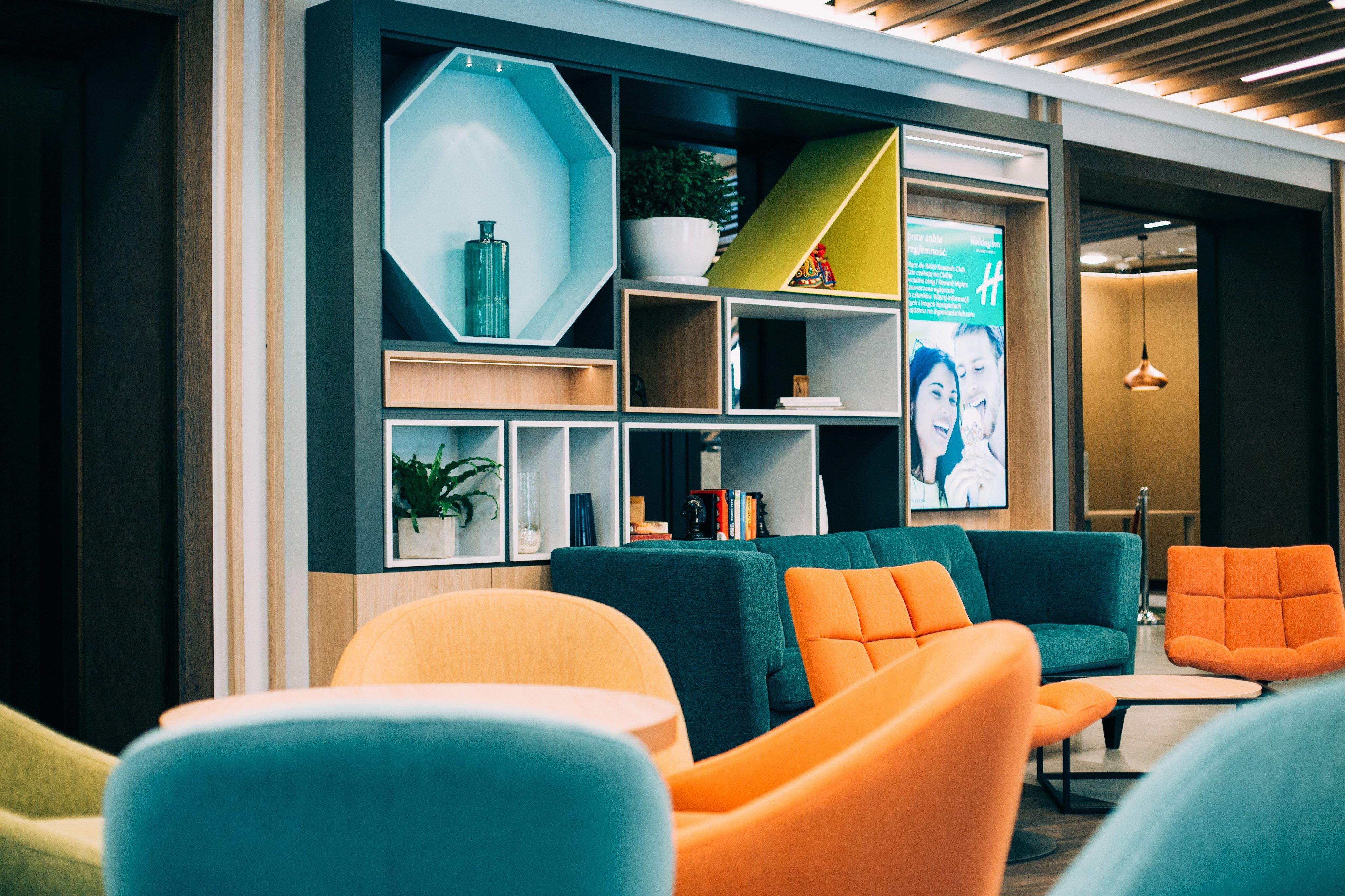 홀리데이 인 크라쿠프 시티 센터 외부 사진 The interior of the lounge