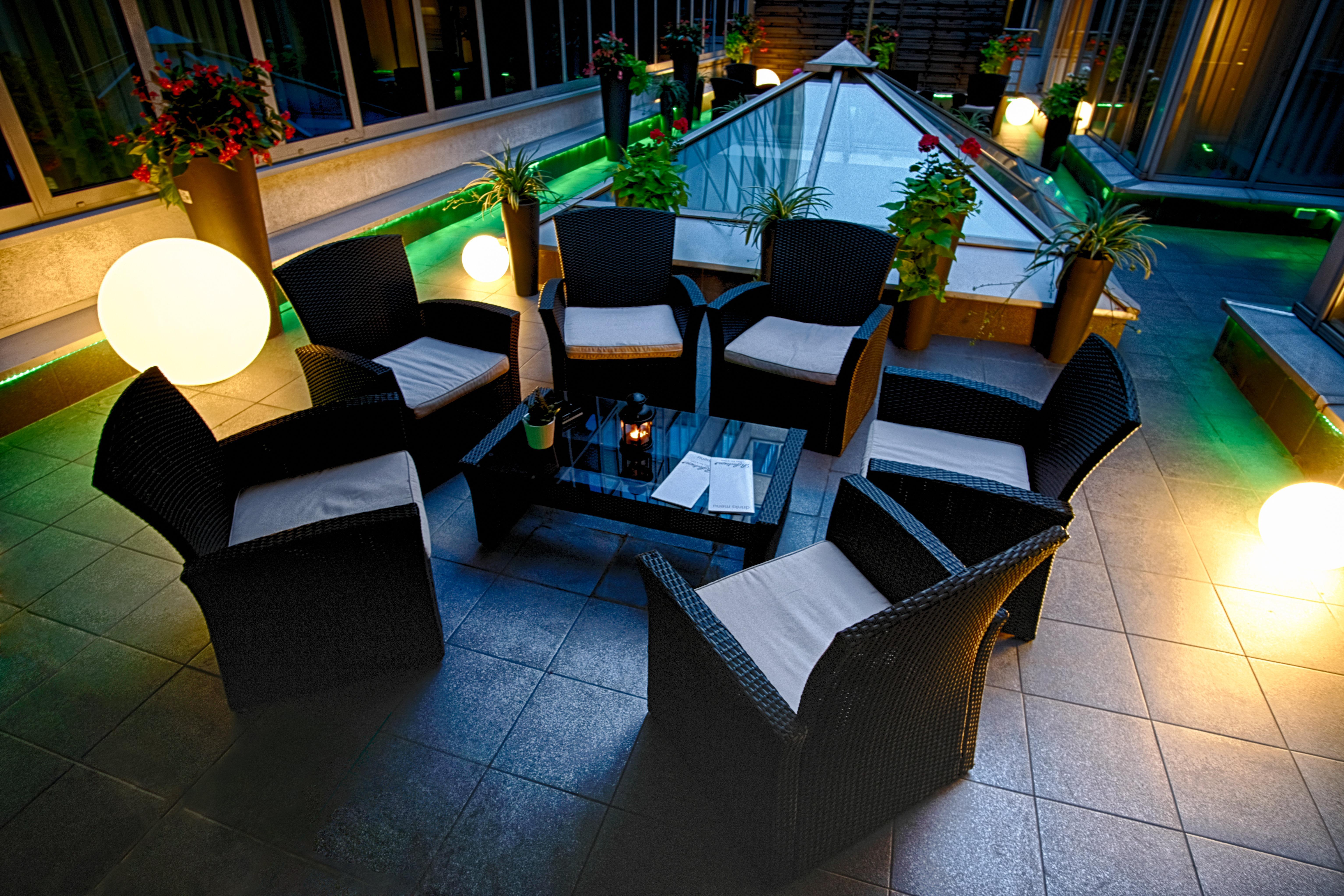 홀리데이 인 크라쿠프 시티 센터 외부 사진 The interior of the hotel