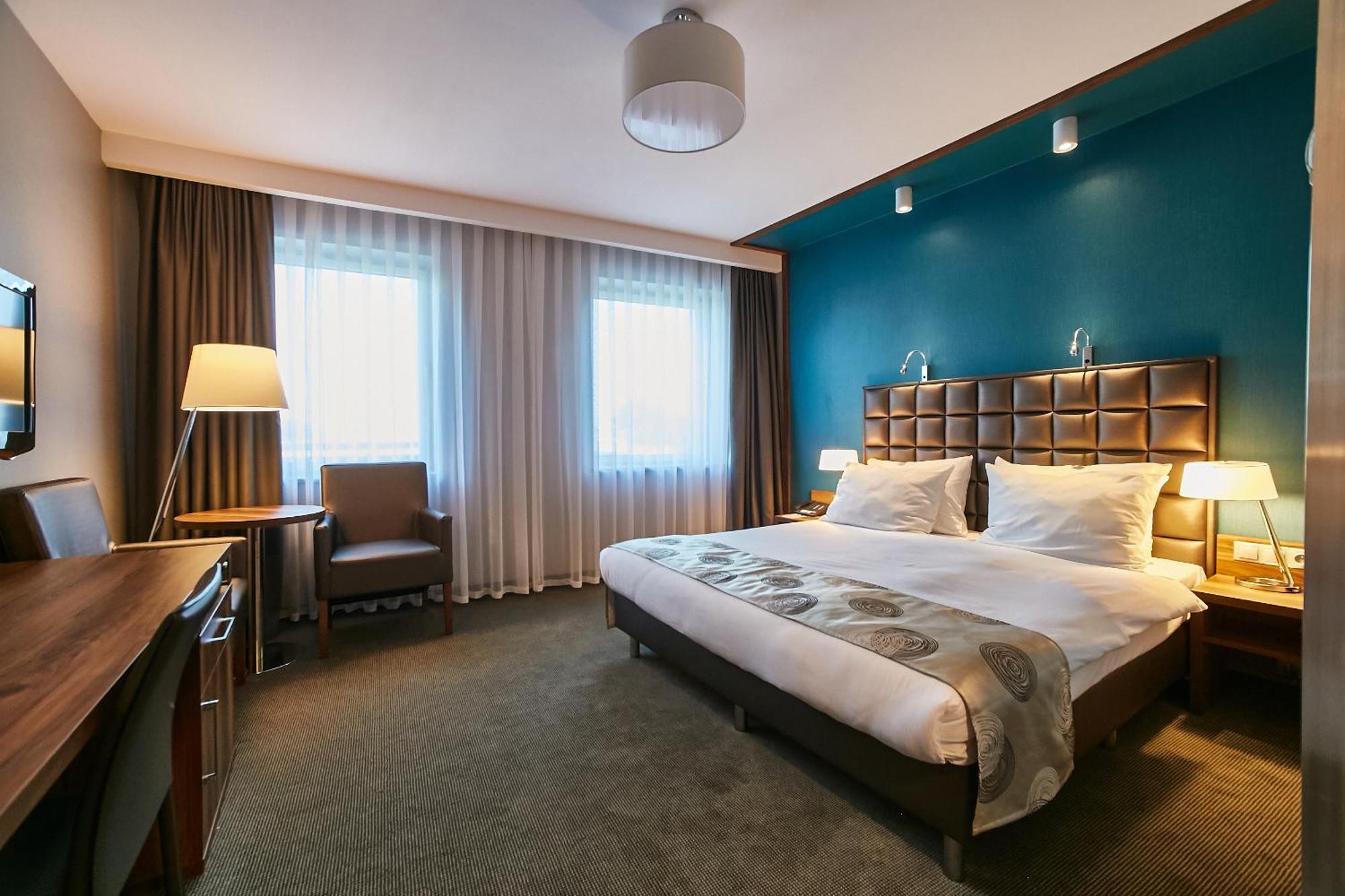 홀리데이 인 크라쿠프 시티 센터 외부 사진 A room at the Radisson Blu Hamburg